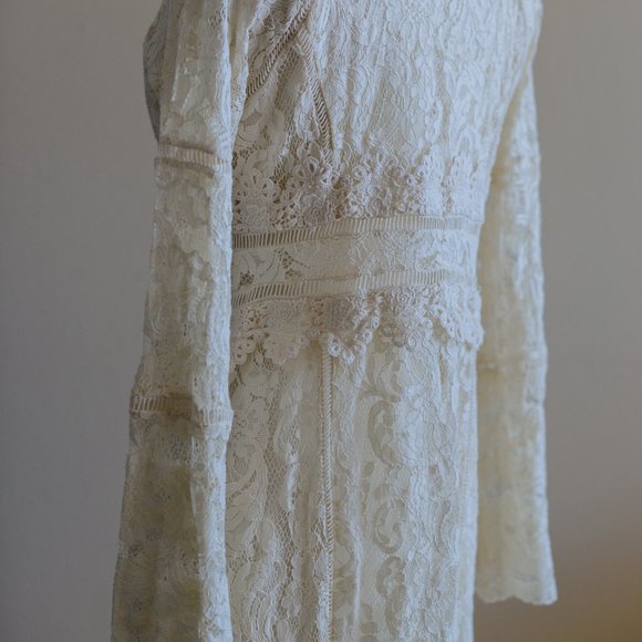 Adiva Lace Duster - Picture 7 of 10